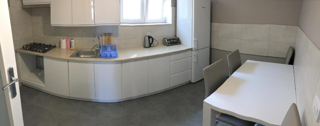 Apartament Kleopatra Gniezno Exterior foto